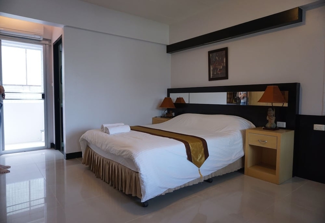 Imagen de la habitación del Hotel Borarn House. Foto 9