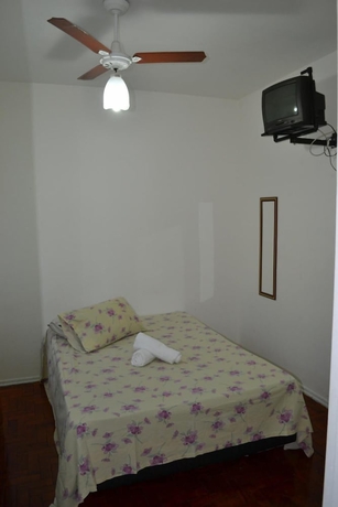 Imagen de la habitación del Hotel Borba. Foto 9