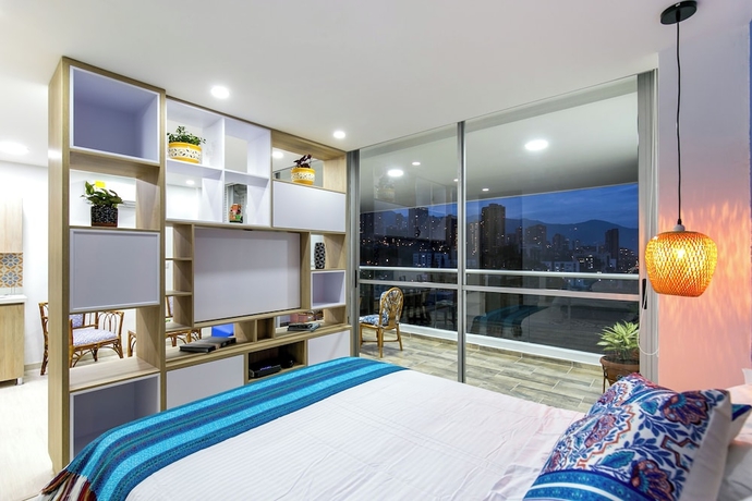 Imagen de la habitación del Hotel Borbon Suites. Foto 8