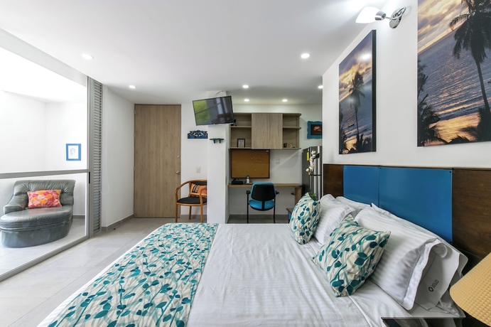 Imagen de la habitación del Hotel Borbon Suites. Foto 16