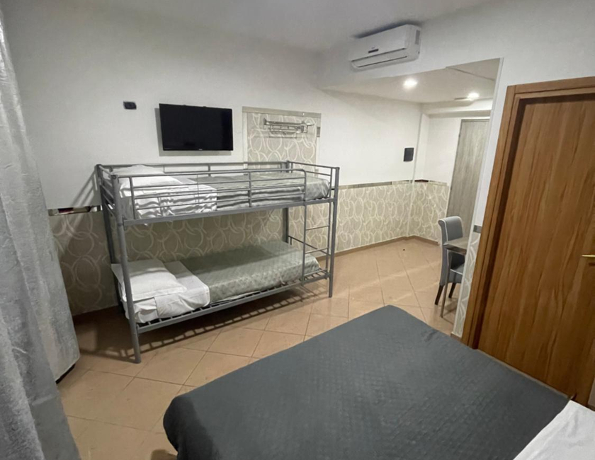 Imagen general del Hotel Borbonico Di Pietrarsa. Foto 17