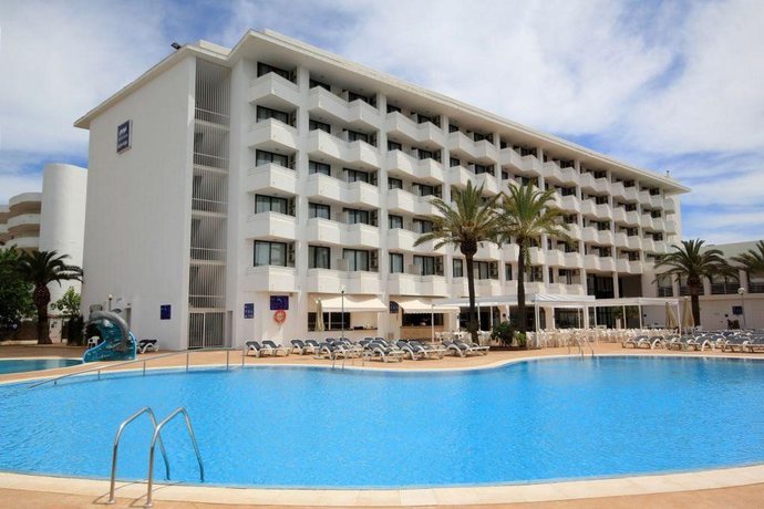 Imagen general del Hotel Bordoy Alcudia Bay - Adults Only. Foto 10