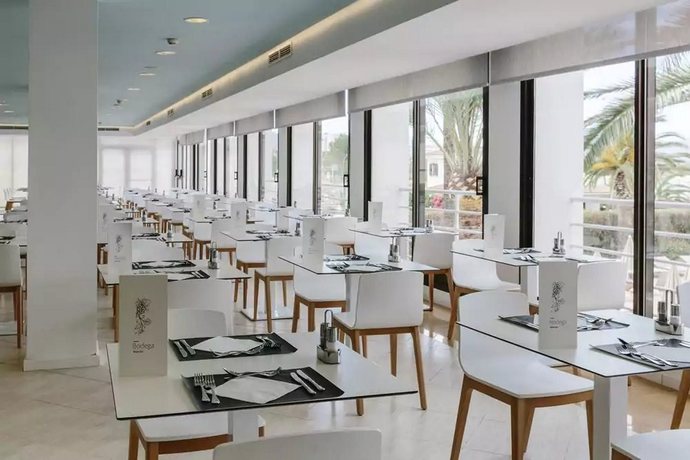 Imagen general del Hotel Bordoy Alcudia Bay - Adults Only. Foto 5