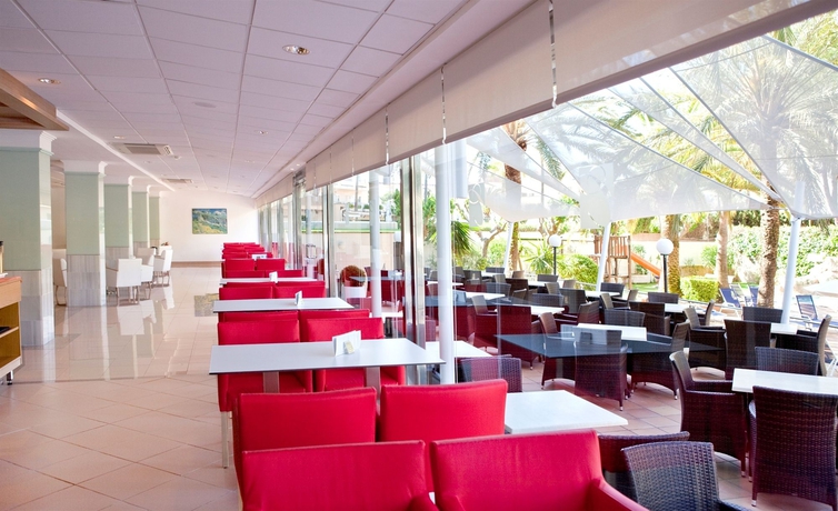 Imagen del bar/restaurante del Hotel Bordoy Cosmopolitan. Foto 5