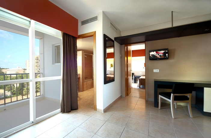 Imagen de la habitación del Hotel Bordoy Cosmopolitan. Foto 9