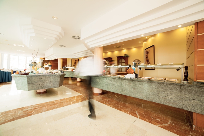 Imagen del bar/restaurante del Hotel Bordoy Don Antonio. Foto 5