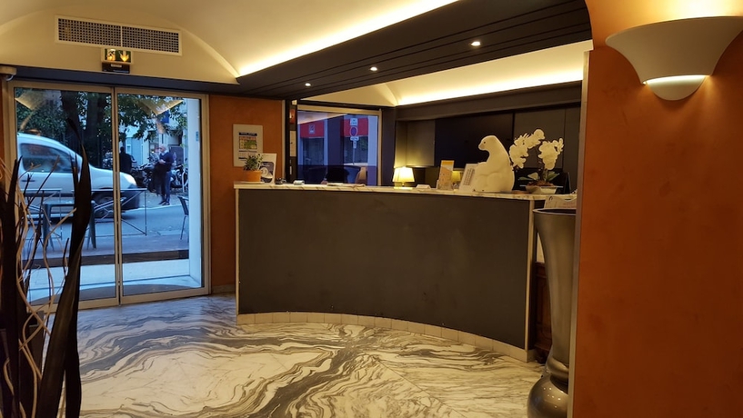 Imagen de los interiores del Hotel Boreal. Foto 12