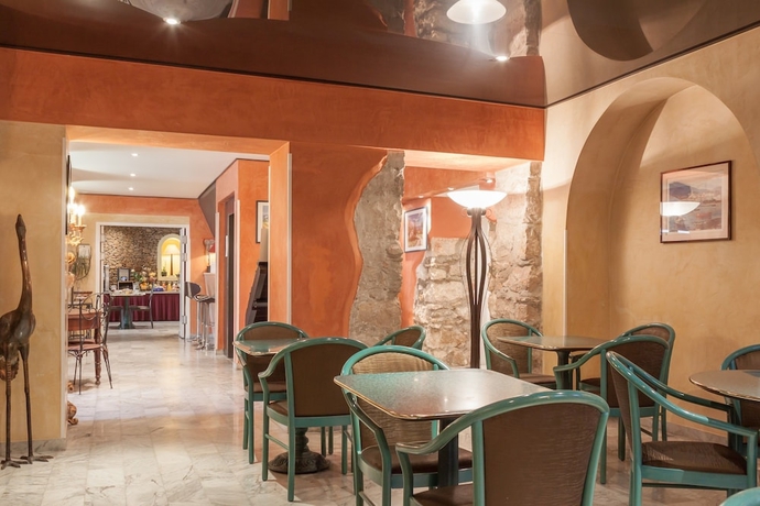 Imagen de los interiores del Hotel Boreal. Foto 18