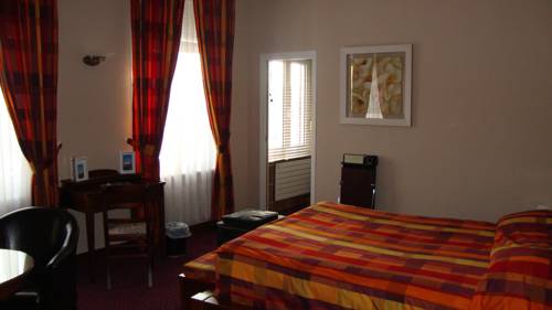 Imagen general del Hotel Borel. Foto 1