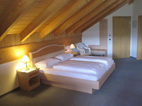 Imagen de la habitación del Hotel Borest. Foto 5