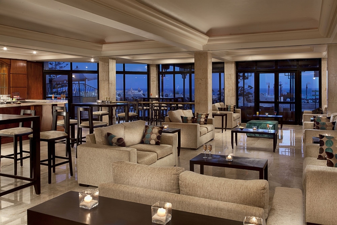 Imagen del bar/restaurante del Hotel Borg El Arab Beach. Foto 4
