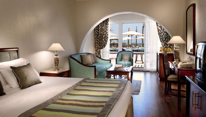 Imagen de la habitación del Hotel Borg El Arab Beach. Foto 9