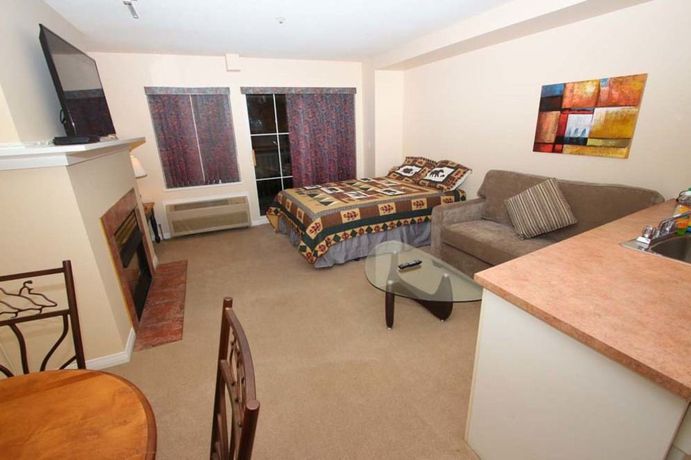 Imagen de la habitación del Hotel Borgata Lodge. Foto 4