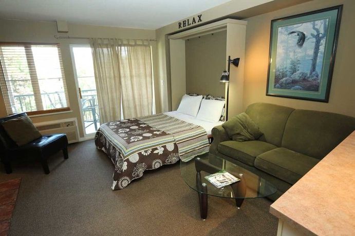 Imagen de la habitación del Hotel Borgata Lodge. Foto 6