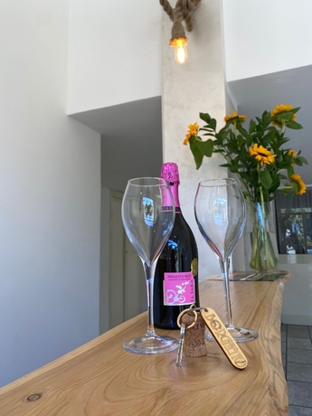 Imagen de los interiores del Hotel Borghetto. Foto 16