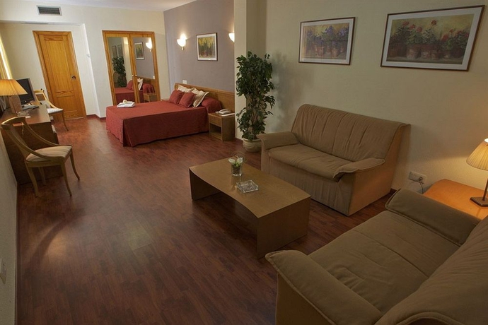 Imagen de los interiores del Hotel Borgia. Foto 8