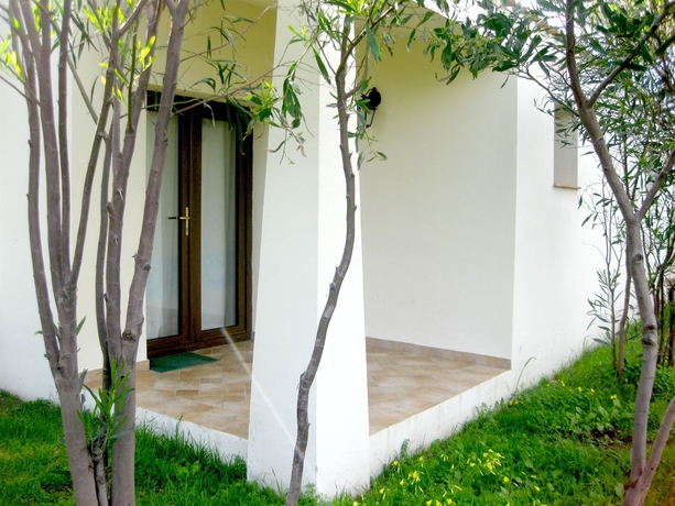 Imagen de los exteriores del Hotel Borgo Alba Barona Turismo Rurale. Foto 9