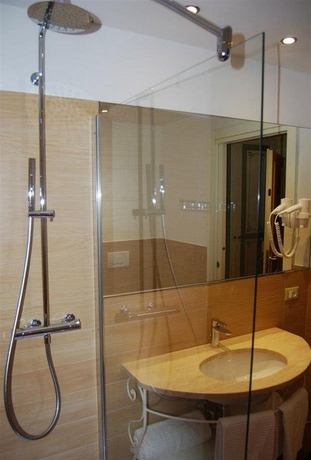 Imagen de la habitación del Hotel Borgo Antico, Como. Foto 10