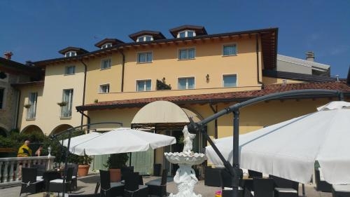 Imagen general del Hotel Borgo Dei Poeti Wellness Resort. Foto 5