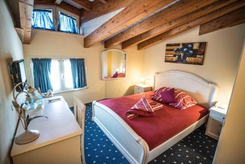 Imagen general del Hotel Borgo Dei Poeti Wellness Resort. Foto 3