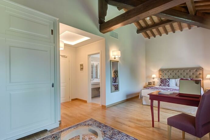 Imagen de la habitación del Hotel Borgo La Chiaracia Resort and SPA. Foto 13