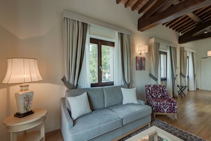 Imagen general del Hotel Borgo La Chiaracia Resort and SPA. Foto 6