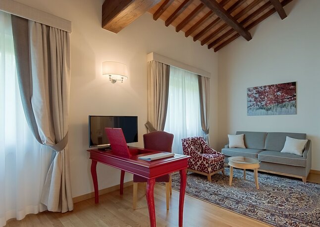 Imagen de la habitación del Hotel Borgo La Chiaracia Resort and SPA. Foto 18
