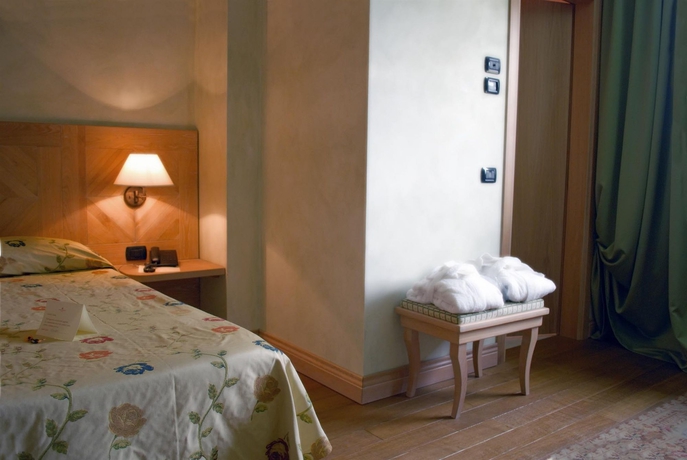 Imagen de la habitación del Hotel Borgo Lanciano Relais Benessere. Foto 5