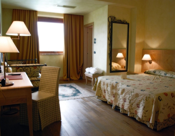 Imagen de la habitación del Hotel Borgo Lanciano Resort & Spa. Foto 3