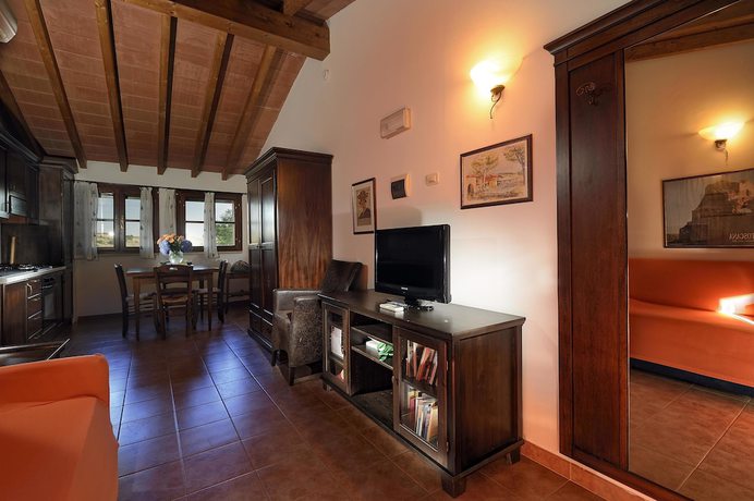 Imagen de la habitación del Hotel Borgo Magliano Resort. Foto 11