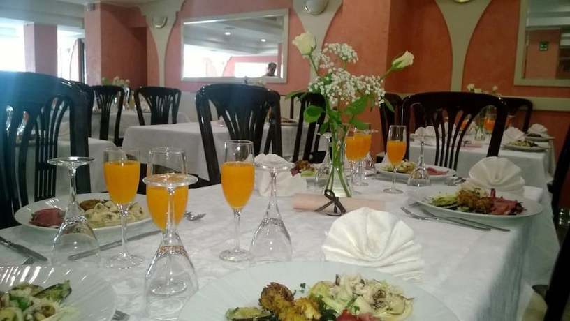 Imagen del bar/restaurante del Hotel Borgo Marina. Foto 8