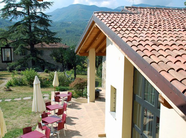 Imagen de los exteriores del Hotel Borgo Pianello. Foto 7