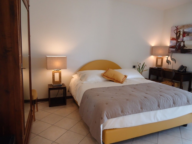 Imagen de la habitación del Hotel Borgo Ramezzana Country House. Foto 3