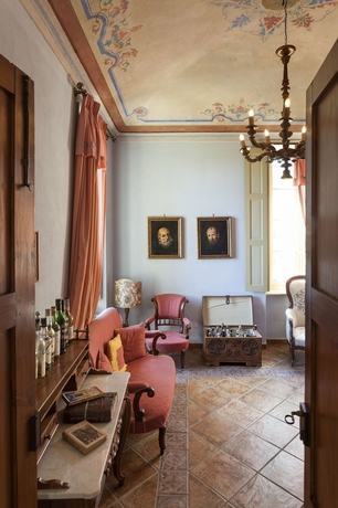 Imagen de los interiores del Hotel Borgo Ramezzana Country House. Foto 16