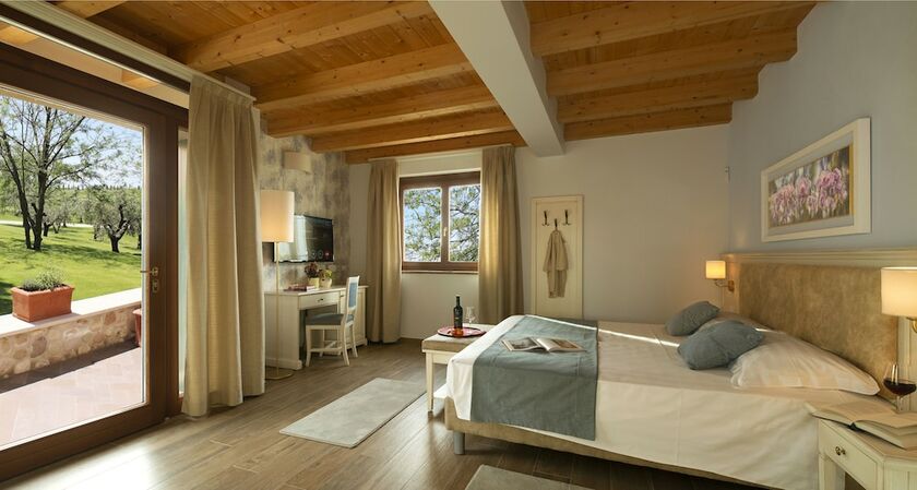 Imagen de la habitación del Hotel Borgo Romantico Relais. Foto 12