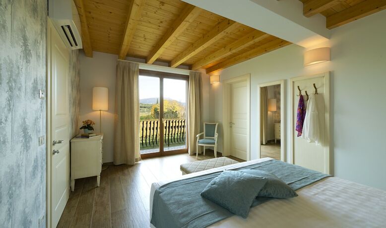 Imagen de la habitación del Hotel Borgo Romantico Relais. Foto 14