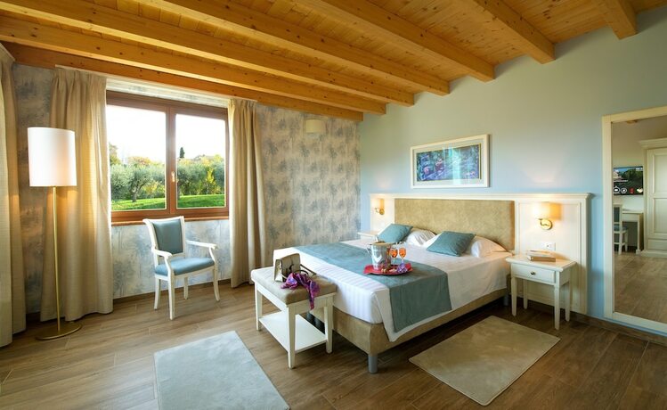 Imagen de la habitación del Hotel Borgo Romantico Relais. Foto 18