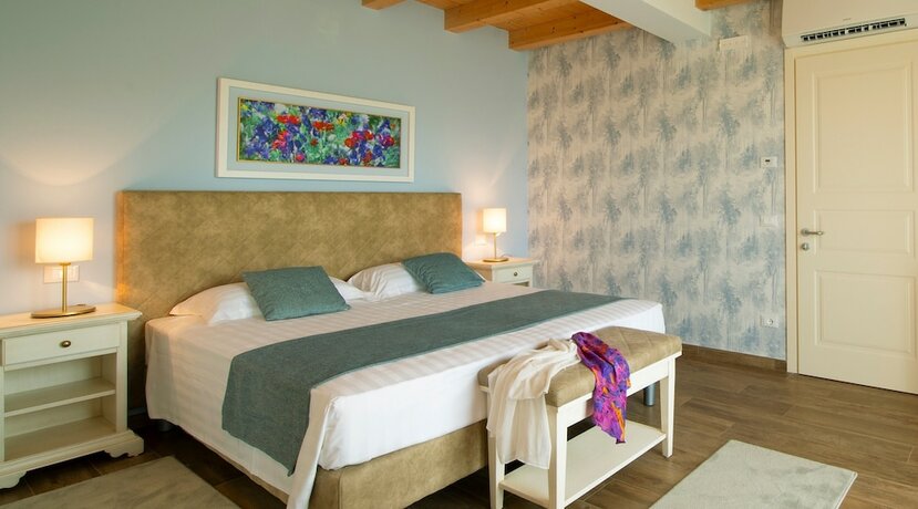 Imagen de la habitación del Hotel Borgo Romantico Relais. Foto 19
