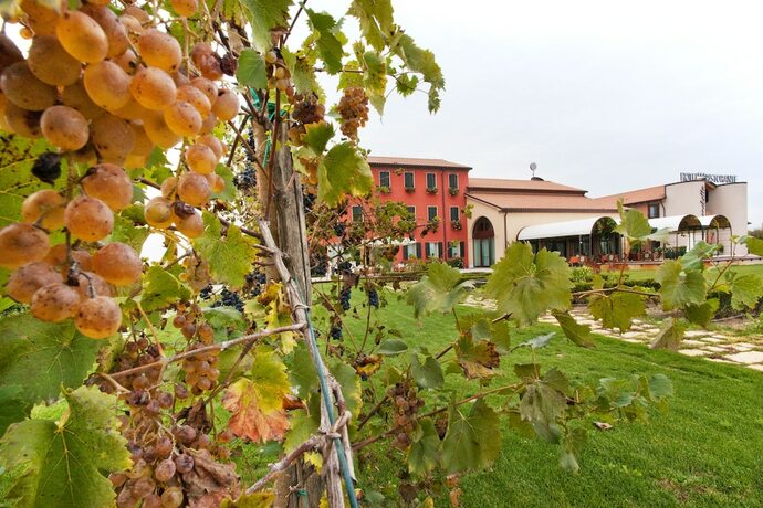 Imagen general del Hotel Borgo Ronchetto Relais Gourmet. Foto 6