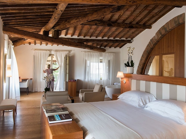 Imagen de la habitación del Hotel Borgo San Felice. Foto 2