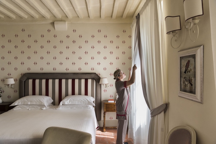 Imagen de la habitación del Hotel Borgo San Felice. Foto 8