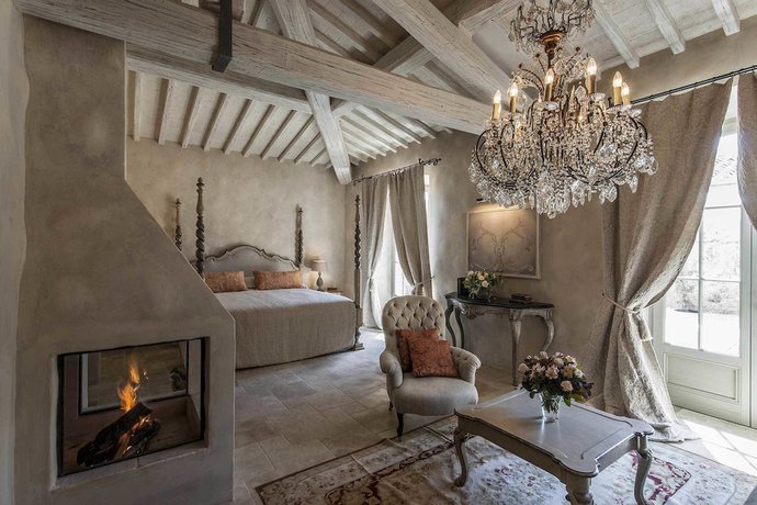 Imagen de la habitación del Hotel Borgo Santo Pietro. Foto 13