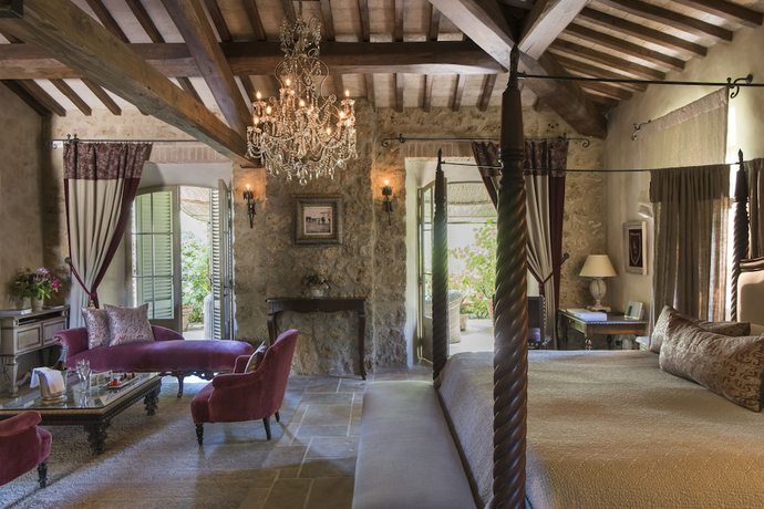 Imagen de la habitación del Hotel Borgo Santo Pietro. Foto 17