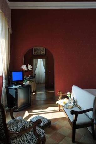 Imagen de la habitación del Hotel Borgo Storico Seghetti Panichi. Foto 8