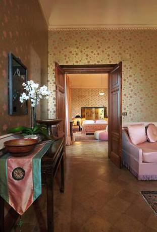 Imagen de la habitación del Hotel Borgo Storico Seghetti Panichi. Foto 12