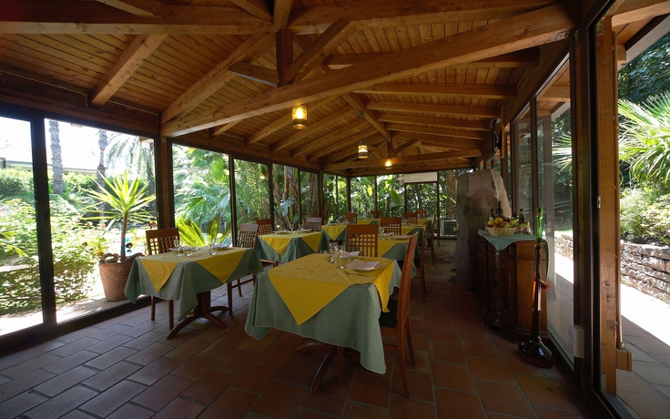 Imagen del bar/restaurante del Hotel Borgo Verde. Foto 3