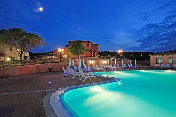 Imagen de la piscina del Hotel Borgo dei Pescatori. Foto 17