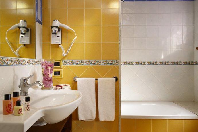 Imagen general del Hotel Borgobrufa Spa Resort Adults Only. Foto 10