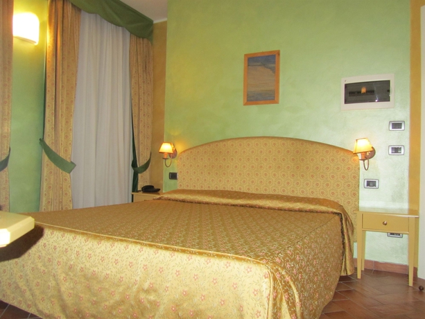 Imagen de la habitación del Hotel Borgovico. Foto 6