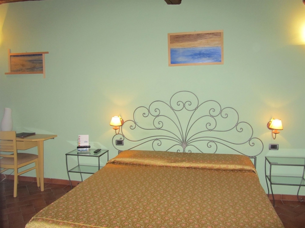 Imagen de la habitación del Hotel Borgovico. Foto 10